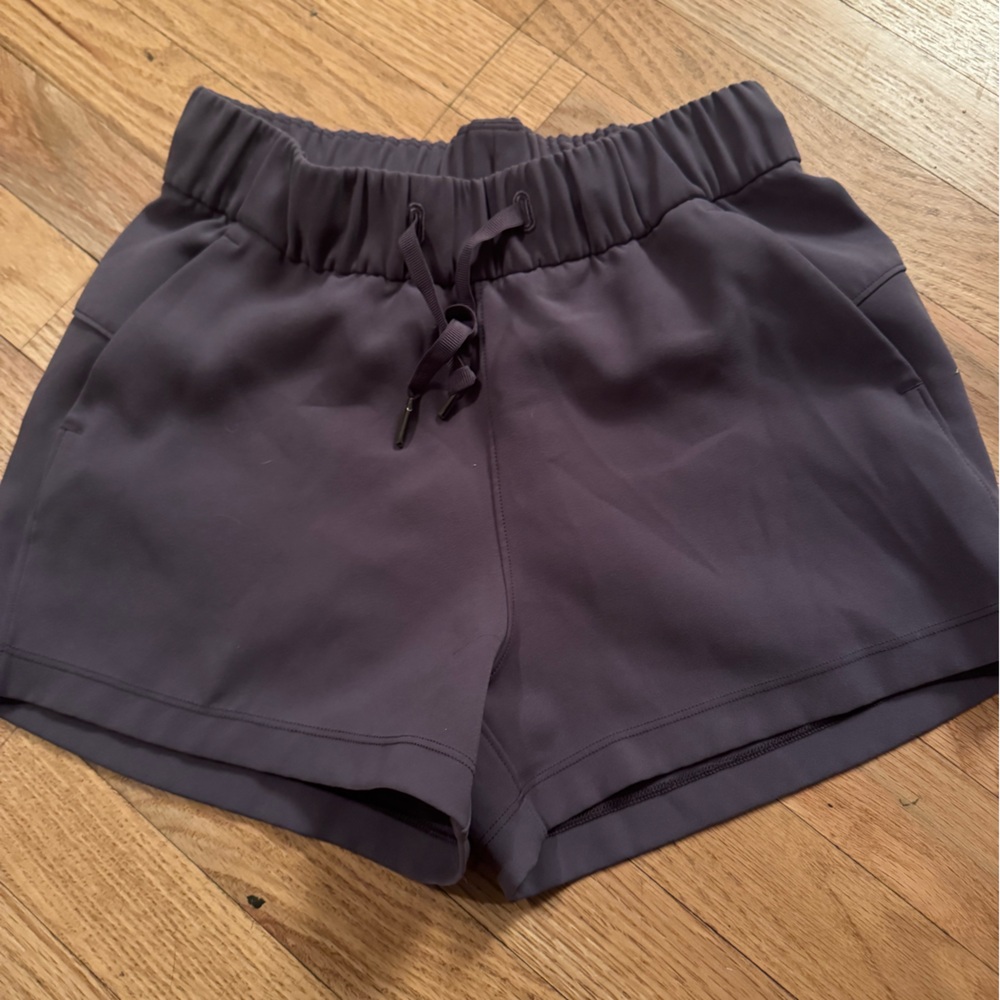 Lululemon On the Fly shorts size 2